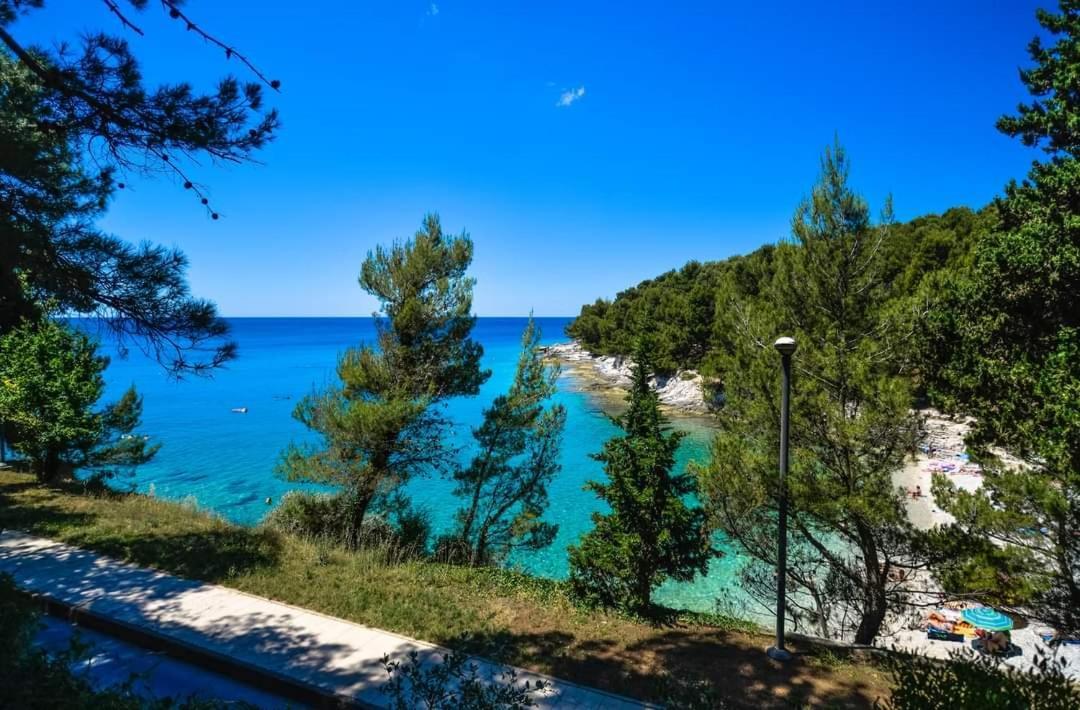 Apartment Tomas Near The Beach Pula Extérieur photo
