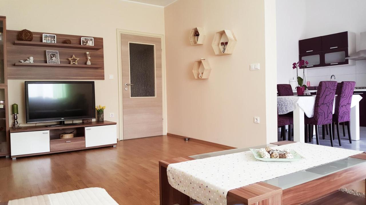 Apartment Tomas Near The Beach Pula Extérieur photo